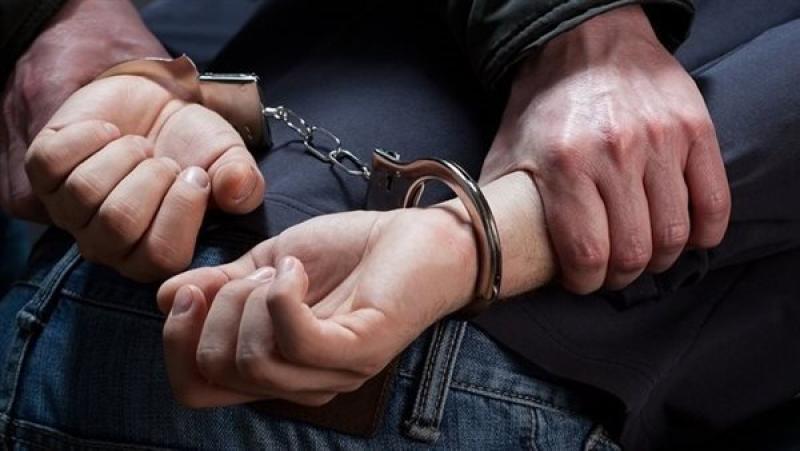 القبض على سائق ميكروباص بعد اتهامه بالتحرش بفتاة