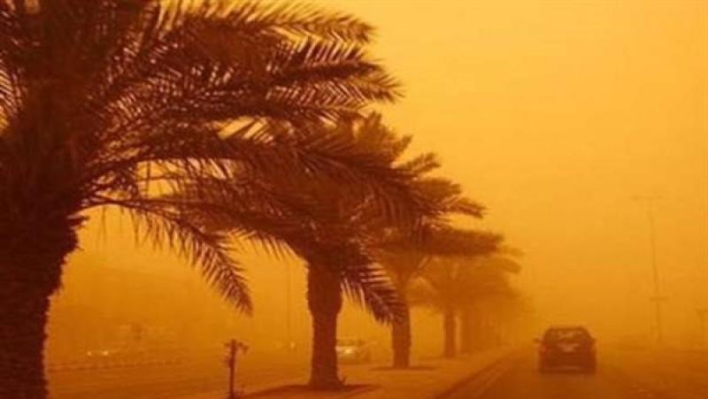 «ابتعدوا عن الإعلانات والمباني المتهالكة».. تحذير عاجل من الأرصاد بسبب الرياح الشديدة