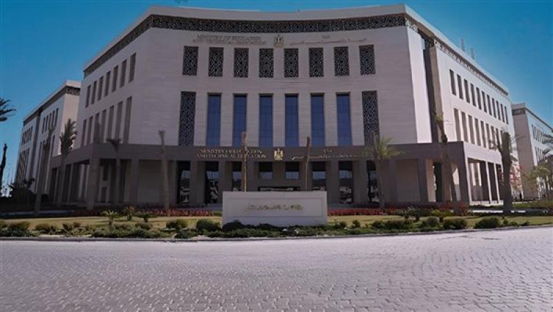 وزارة التعليم: منع تحصيل رسوم من المدارس الدولية مقابل اعتماد الشهادات