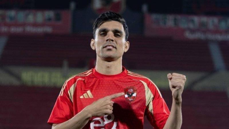 أشرف بن شرقي أفضل لاعب في مباراة القمة 132 بين الأهلي والزمالك