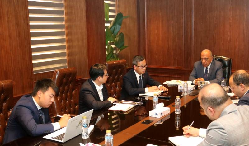 وزير الكهرباء يبحث مع صاني الصينية مستجدات وإقامة مصنع لتوطين صناعة توربينات الرياح