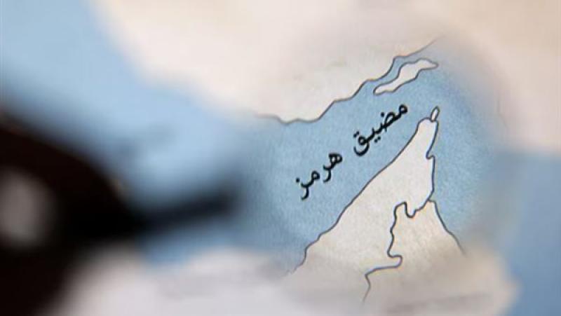 بريطانيا تعتزم إرسال مسيرات ومقاتلات وسفينة حربية لتأمين مضيق هرمز