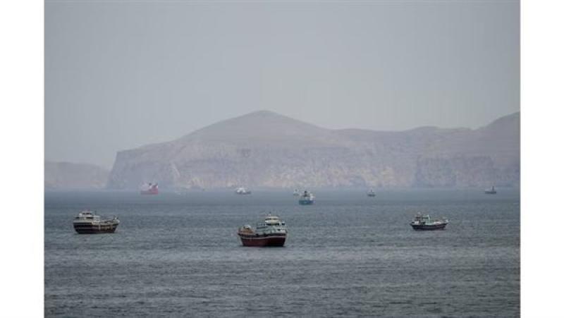 عاجل … الجيش الأمريكي يعلن رسميًا رفع الحصار البحري المفروض على إيران