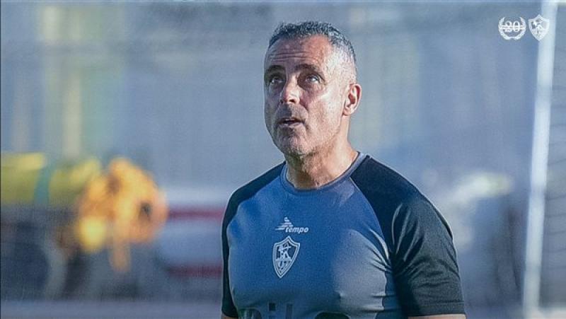 لرفع إيقاف القيد.. الزمالك يتفق مع جوميز على تسوية مستحقاته