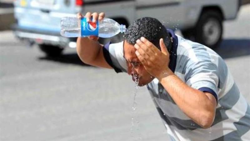 طقس اليوم السبت.. أجواء شديدة الحرارة وارتفاع الرطوبة والعظمى بالقاهرة 35 درجة