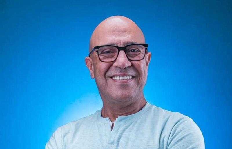 أشرف عبد الباقي وأحمد عبد الوهاب وكارولين عزمي أبطال مسرحية الساحل الشرير