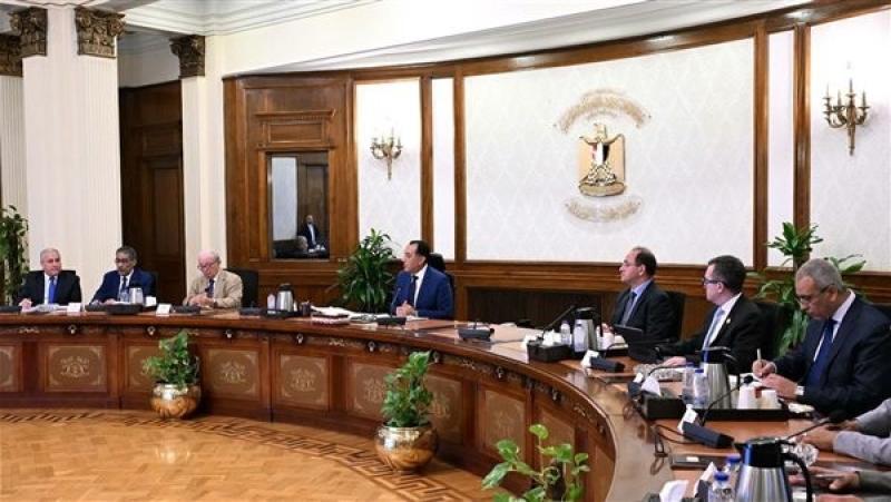 رئيس الوزراء يتابع ملف تسوية مديونية المؤسسات الصحفية القومية