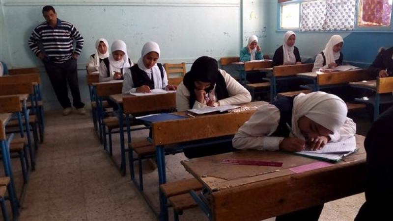 25 يوليو.. بدء امتحانات الدور الثاني للشهادة الإعدادية بالجيزة