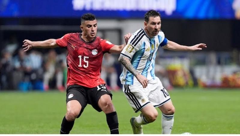 منتخب مصر يودع كأس العالم بعد خسارة درامية أمام الأرجنتين بنتيجة 3/2.. صور