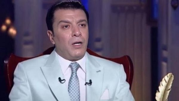 مصطفى كامل عن أزمة محمد رمضان: أعتبره شقيقي.. لكن أرفض خلع الملابس على المسرح
