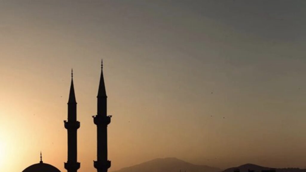 اضبط ساعتك.. مواقيت الصلاة اليوم الجمعة 28 أغسطس 2026