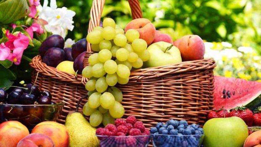 قبل ما تنزل السوق.. تعرف على أسعار الفاكهة اليوم الأحد في العبور