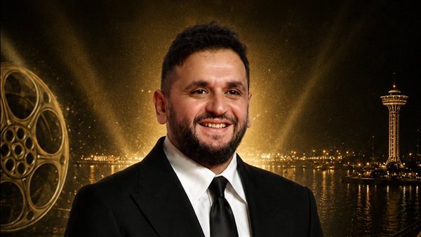 مصطفى خاطر: عادل إمام أيقونة بالنسبة لي.. ونجاح أي حد من مسرح مصر من نجاحي