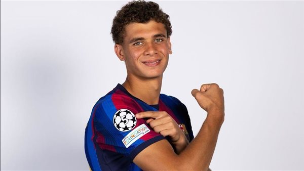 حمزة عبد الكريم يطارد رقم ميدو التاريخي مع برشلونة في دوري الأبطال
