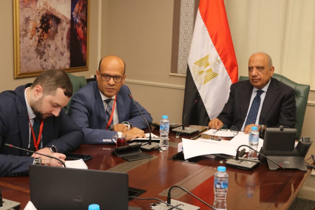 وزير الكهرباء يتابع مع روساتوم تطوير مجمع متكامل لتحلية مياه البحر بموقع محطة الضبعة